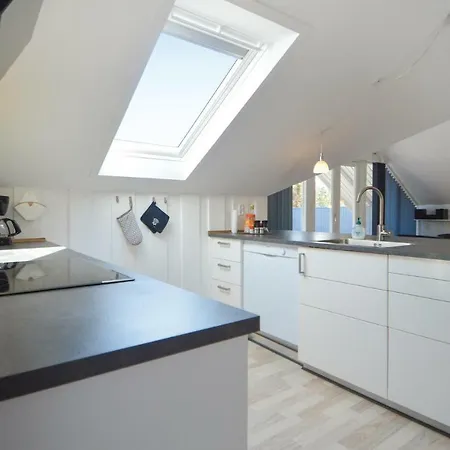 Stunning In Romo With Kitchen Rømø Kirkeby